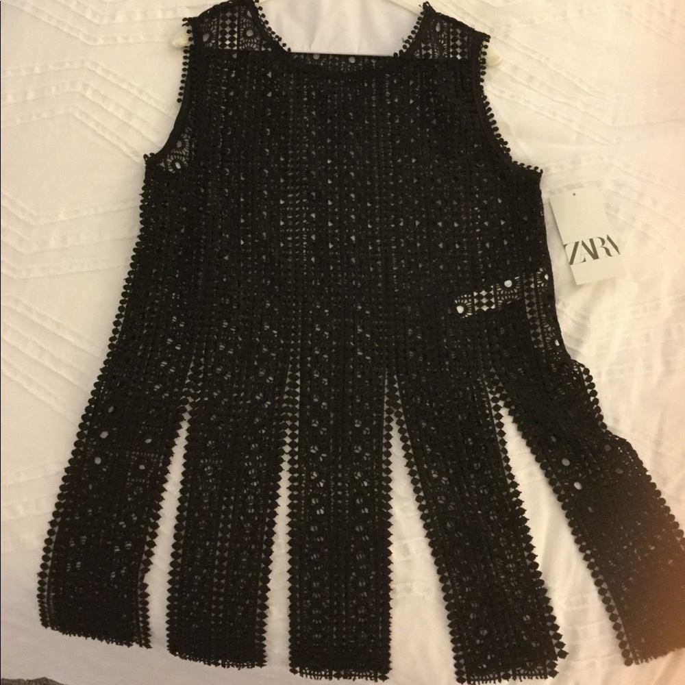 NWT Zara lace top
